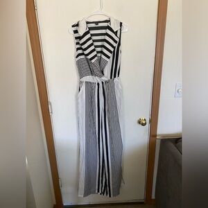 Thread, story, size small, one piece jumper, sleeveless ladies, striped